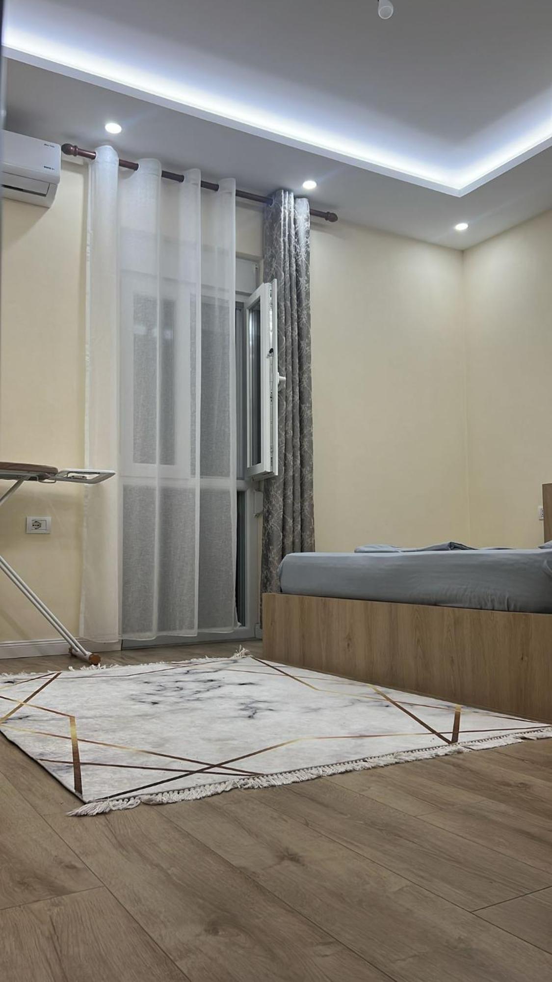 B&B Kroni 1 Shkodër Екстериор снимка