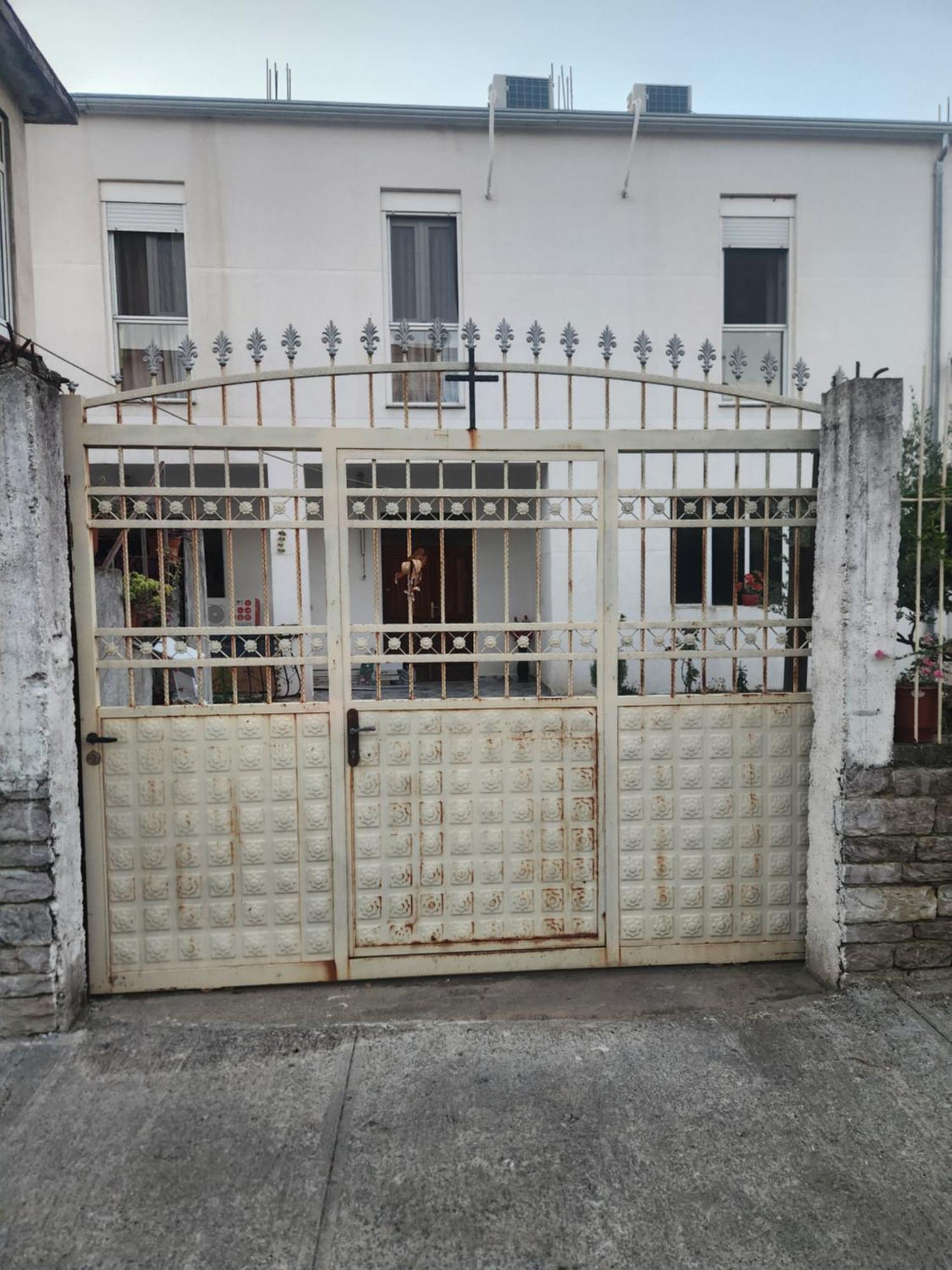 B&B Kroni 1 Shkodër Екстериор снимка